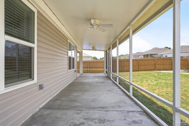 Building Photo - 5598 Guinevere Ln