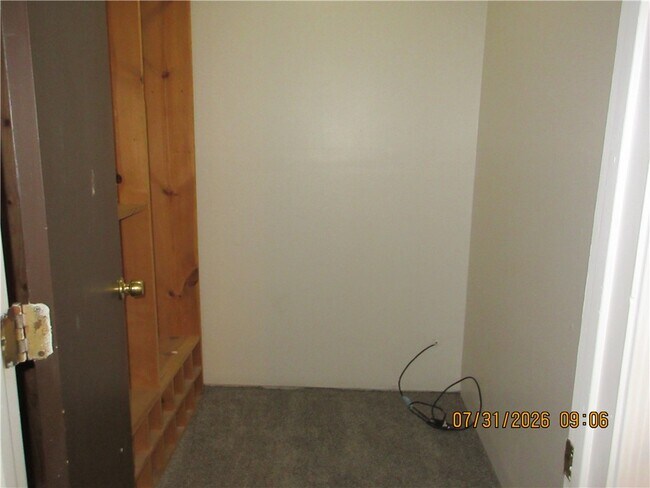 Building Photo - 3574 N Wells St
