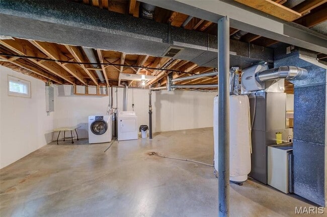 Building Photo - 1853 Burlewood Dr