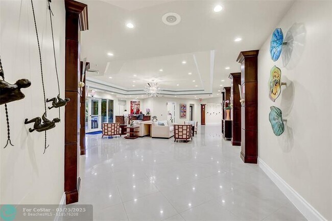 Building Photo - 6051 N Ocean Dr