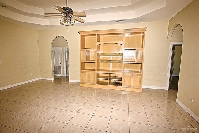 Building Photo - 18 Knight Ave