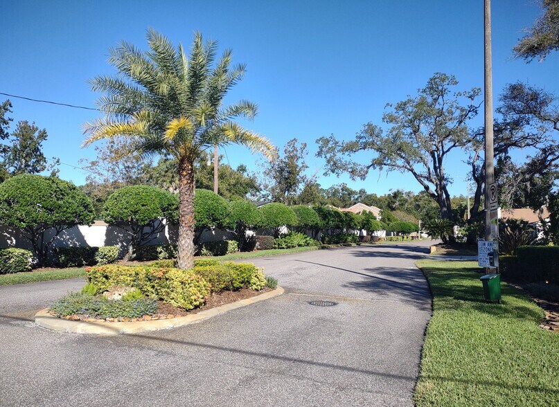 Building Photo - 11408 Galleria Dr