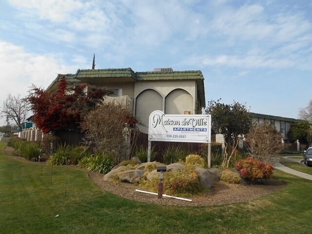 Building Photo - 6019 N College Ave