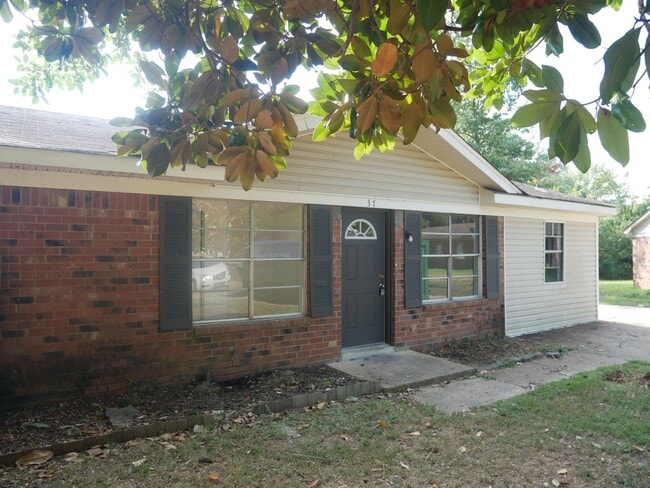 Building Photo - 37 Torbrook Cove