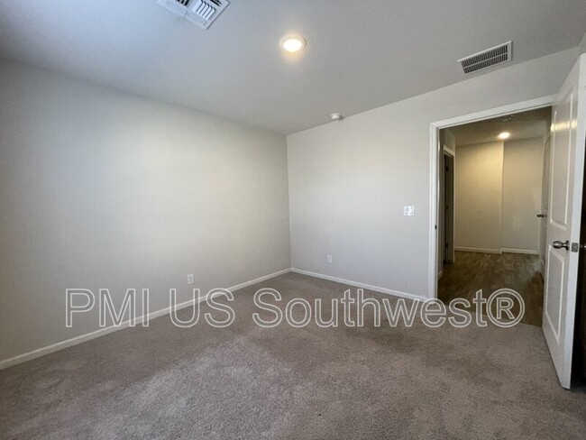 Building Photo - 6523 S Prado Ct