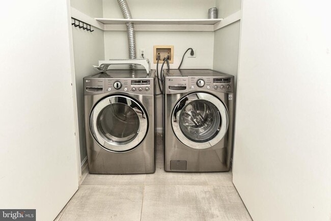 Building Photo - 1121 Portner Rd