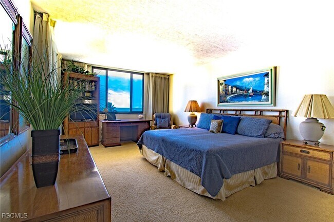 Building Photo - 10851 Gulf Shore Dr