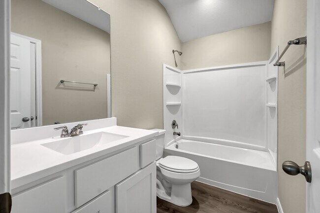 Building Photo - 811 Jefferson Ave