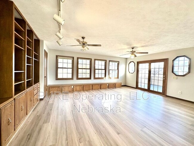 Building Photo - 13007 S 35th St