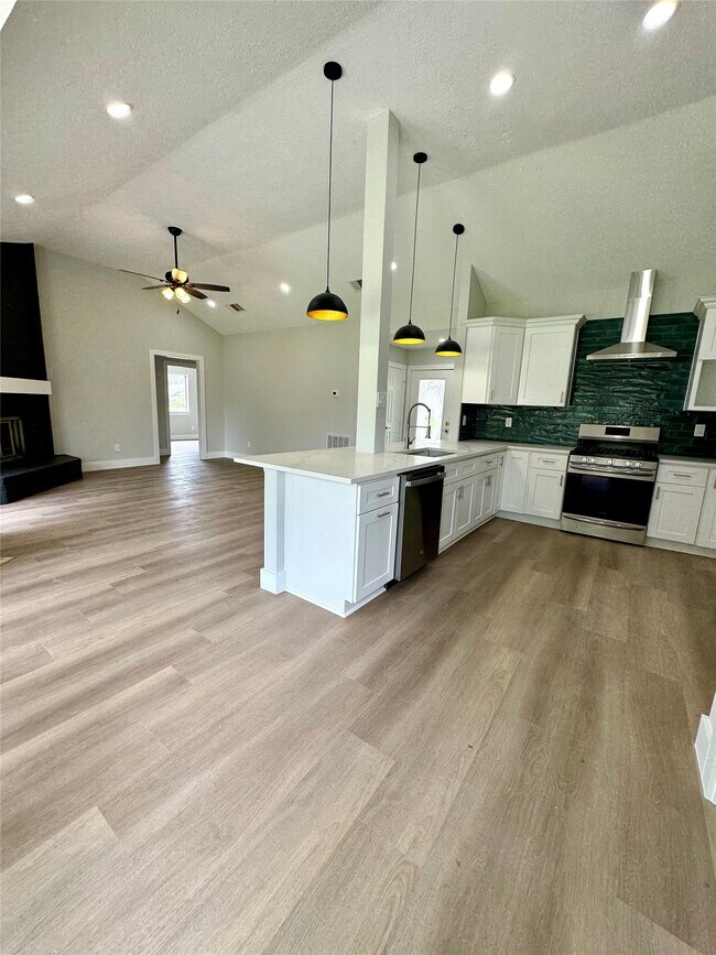 Building Photo - 1406 Kent Way