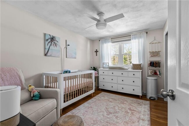 Building Photo - 60 Knollwood Cir