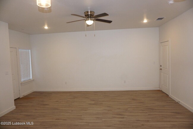 Building Photo - 5504 Lehigh St