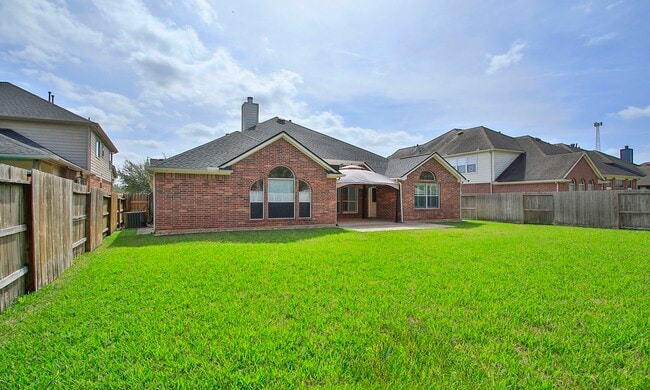 Building Photo - 2802 Parkeston Dr