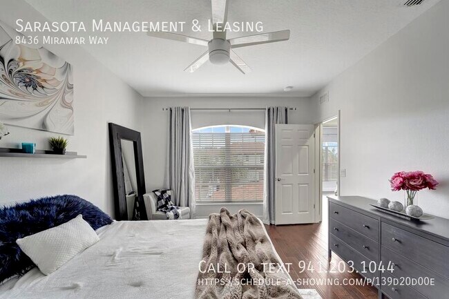 Building Photo - 8436 Miramar Way