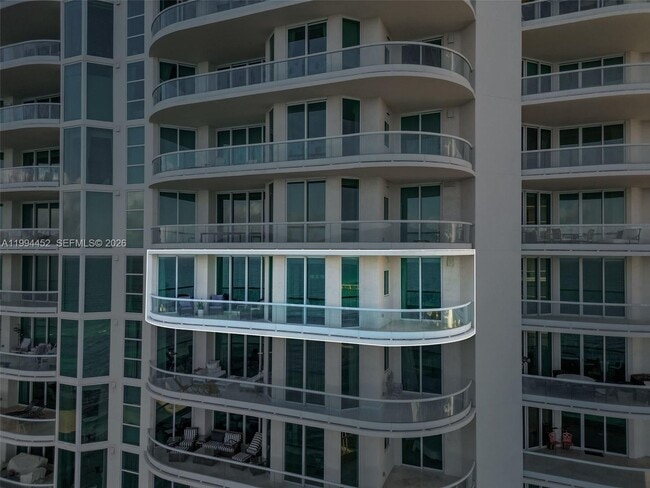 Building Photo - 16047 Collins Ave
