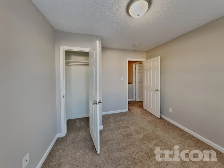 Building Photo - 4813 Windbreak Ln