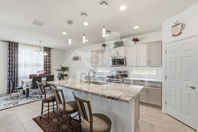 Building Photo - 5320 W Hardtack Trl