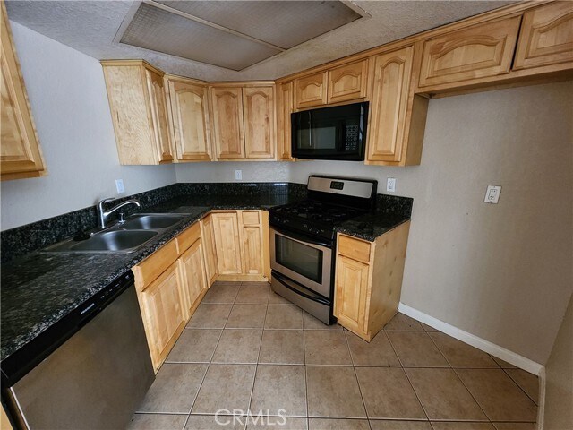 Building Photo - 788 Gianni Dr