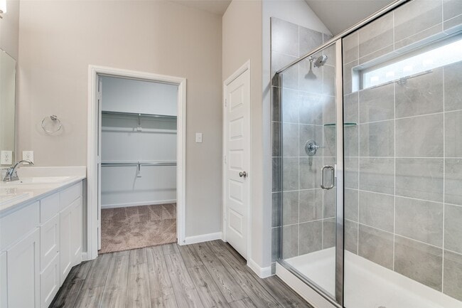 Building Photo - 5406 Big Thicket Ln