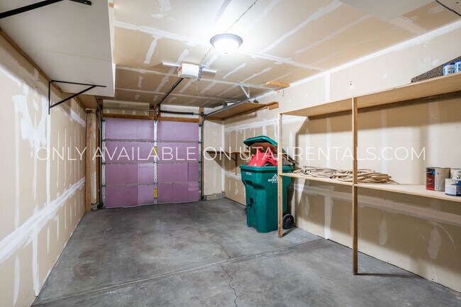 Building Photo - 12824 S Timber Run Dr