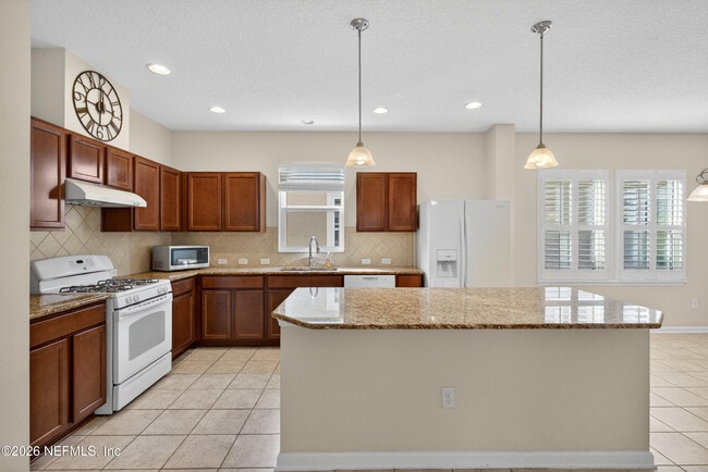 Building Photo - 234 Taylor Ridge Ave