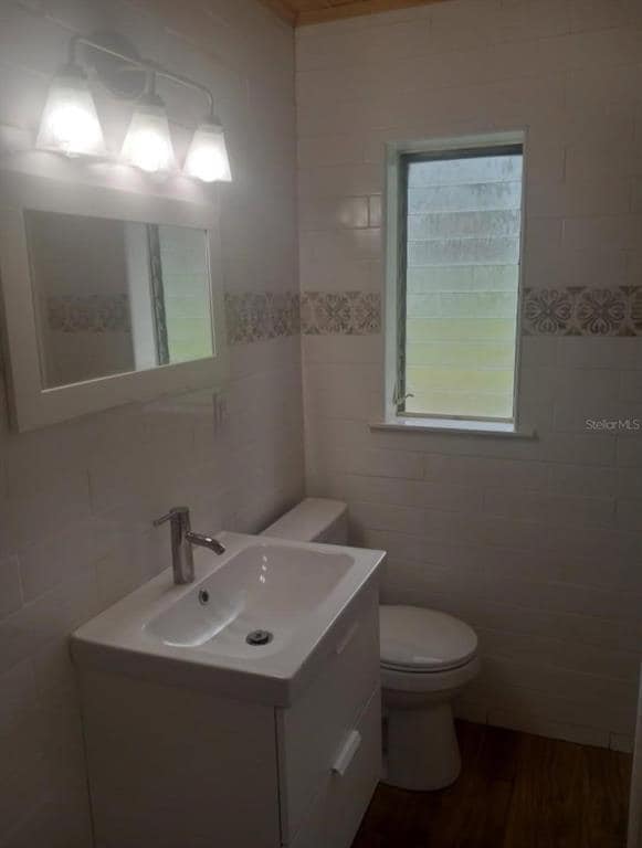 Building Photo - 212 Broad St