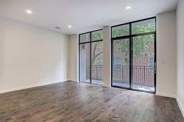 Building Photo - 4820 Caroline St