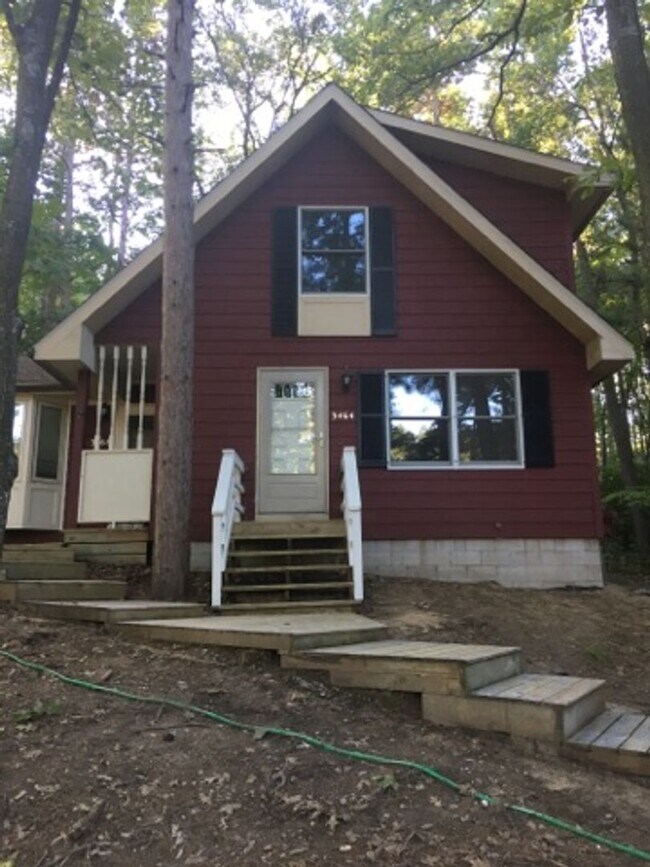 Building Photo - SPACIOUS 2 BEDROOM IN HOLIDAY HILLS AREA