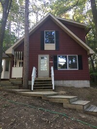 Building Photo - SPACIOUS 2 BEDROOM IN HOLIDAY HILLS AREA