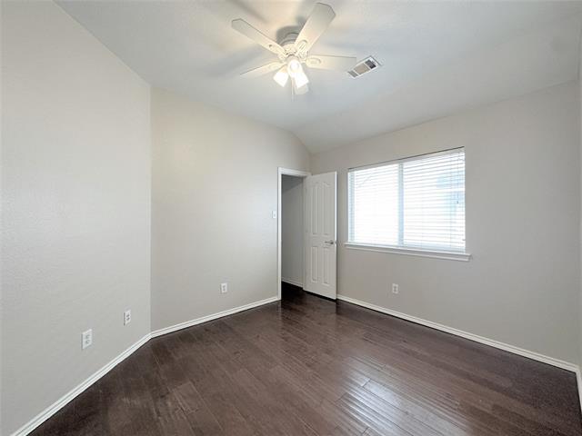 Building Photo - 5020 Nash Ln