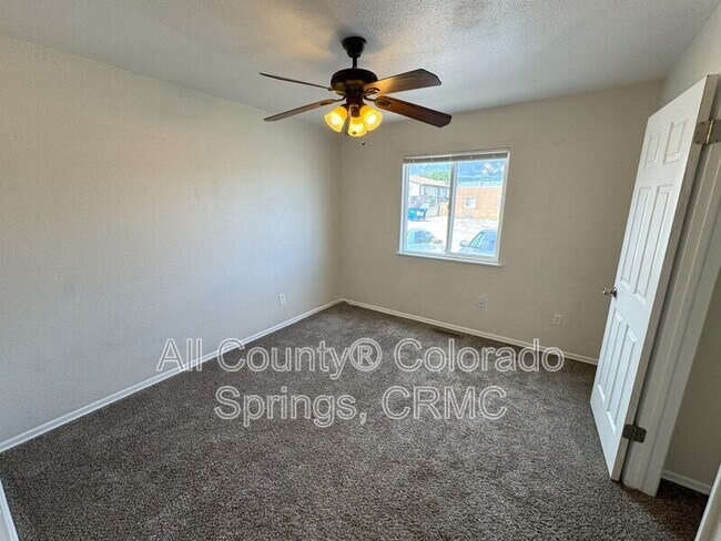 Building Photo - 4331 Ericson Dr
