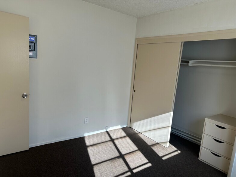 Building Photo - 11914 Downey Ave