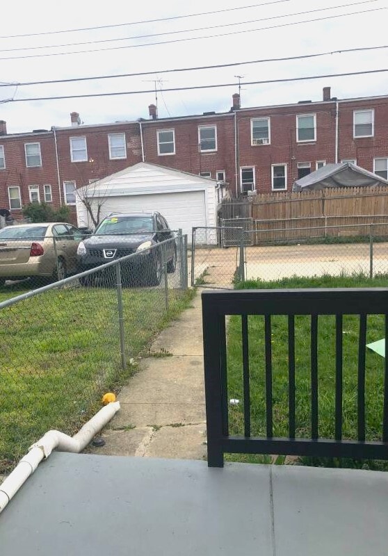 Building Photo - 3445 Juneway-7 Available $600