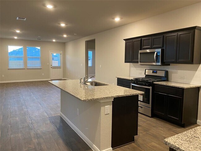 Building Photo - 3025 Tweedy Trail