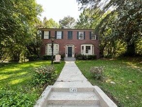Building Photo - 745 Fairview St