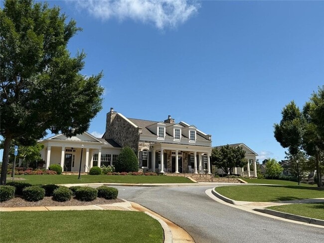 Building Photo - 6440 Bellmoore Park Ln
