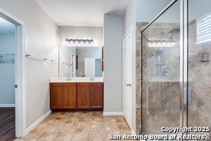 Building Photo - 736 Guna Dr