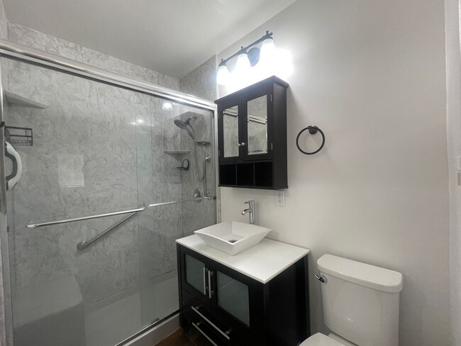 Building Photo - Littlerock 3 Bedroom
