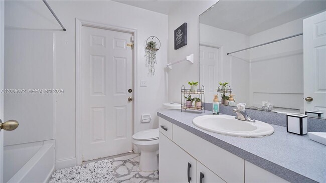 Building Photo - 4081 14th Ave SE