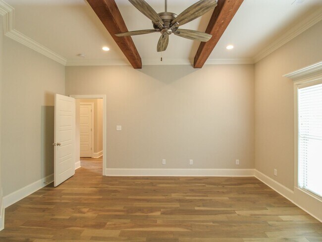 Building Photo - 22921 Cherry Hills Ln