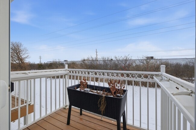 Building Photo - 269 Alpine Dr E