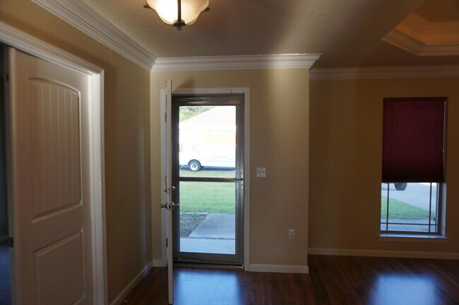 Building Photo - 5263 Moore Loop