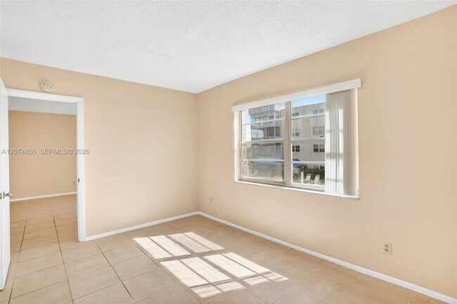 Building Photo - 7500 NW 30th Pl