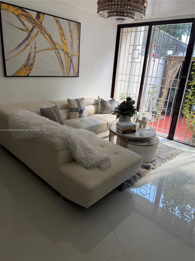 Building Photo - 13198 SW 10th Terrace