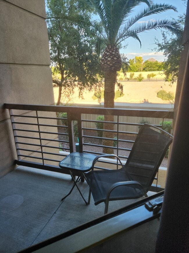 Balcony facing rear of building - 1701 E Colter St