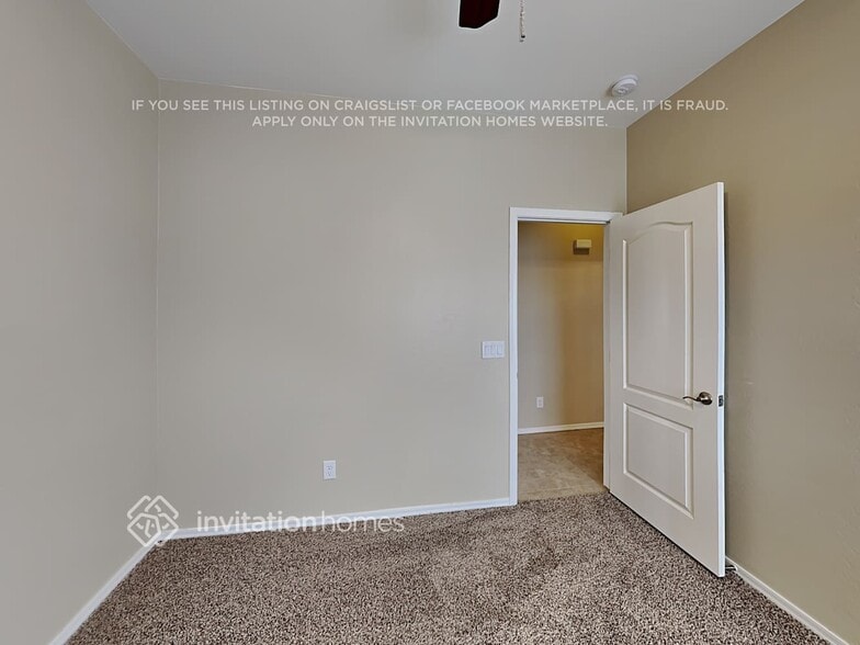 Building Photo - 14210 W Hearn Rd