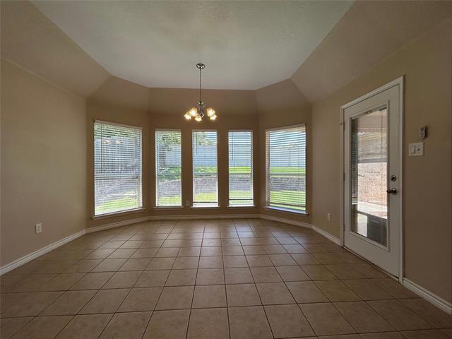 Building Photo - 205 Carriage Dr