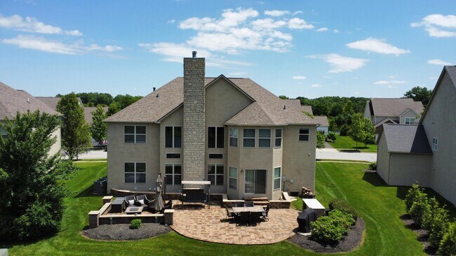 Building Photo - 7704 Gateway Ln