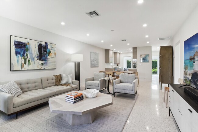 Building Photo - 1004 Langer Way