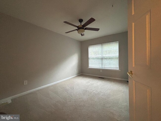 Building Photo - 113 Turnhill Ct